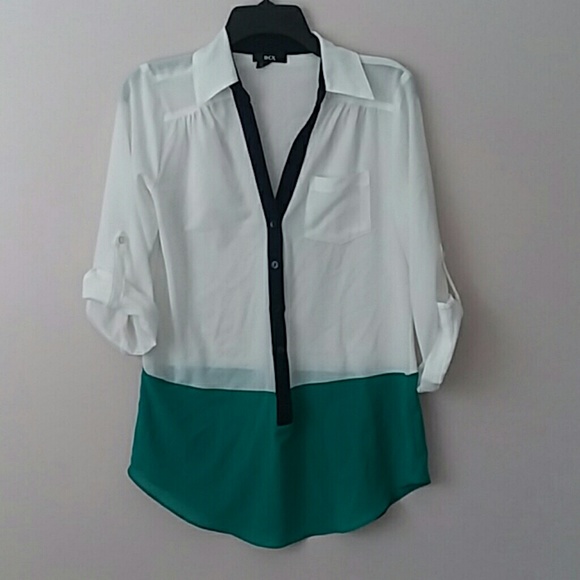 BCX Tops - BCX color block sheer tunic Small